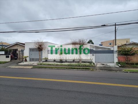 Casa para locacao no Cajuru em Curitiba com 330m² por R$ 4.200,00