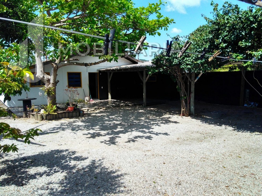 Casa Residencial para venda no Sao Joao do Rio Vermelho em Florianopolis com 392m² por R$ 550.000,00