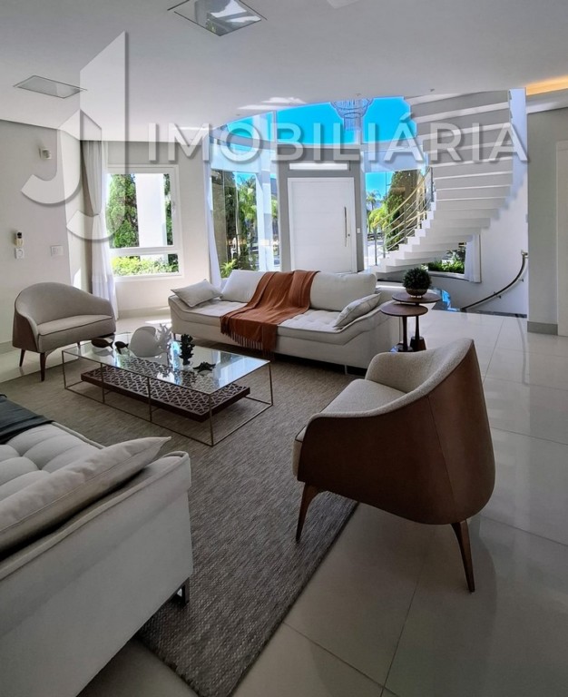 Casa Residencial para venda no Jurere Internacional em Florianopolis com 613m² por R$ 7.500.000,00