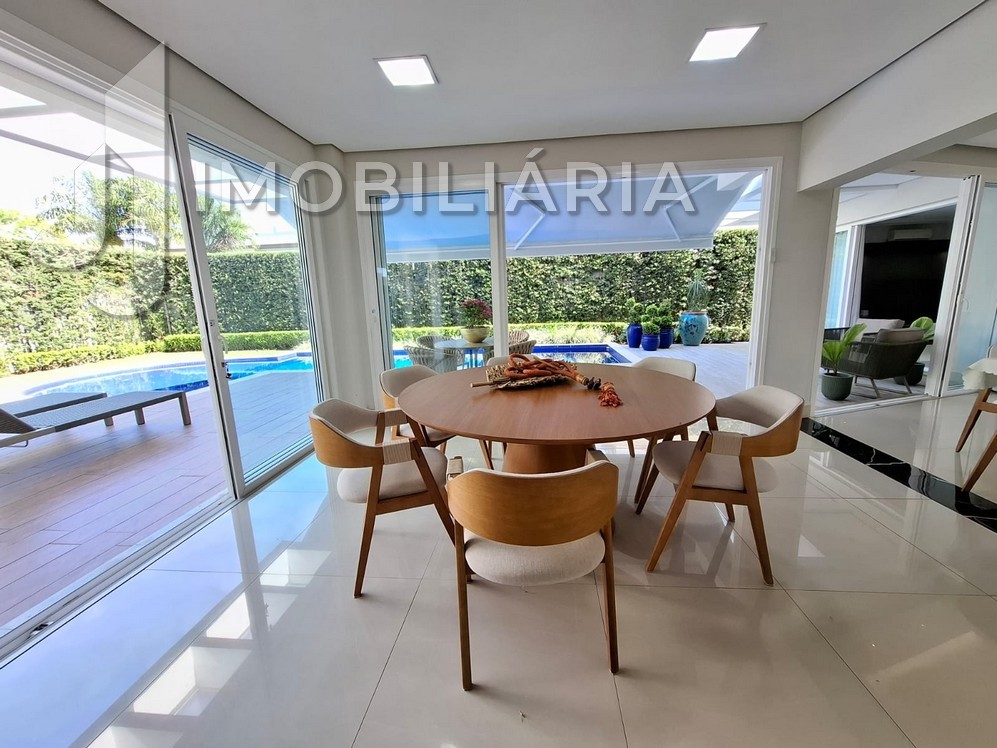 Casa Residencial para venda no Jurere Internacional em Florianopolis com 613m² por R$ 7.500.000,00