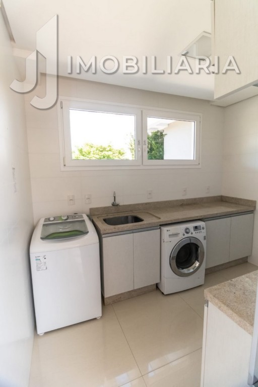 Casa Residencial para venda no Jurere Internacional em Florianopolis com 613m² por R$ 7.500.000,00