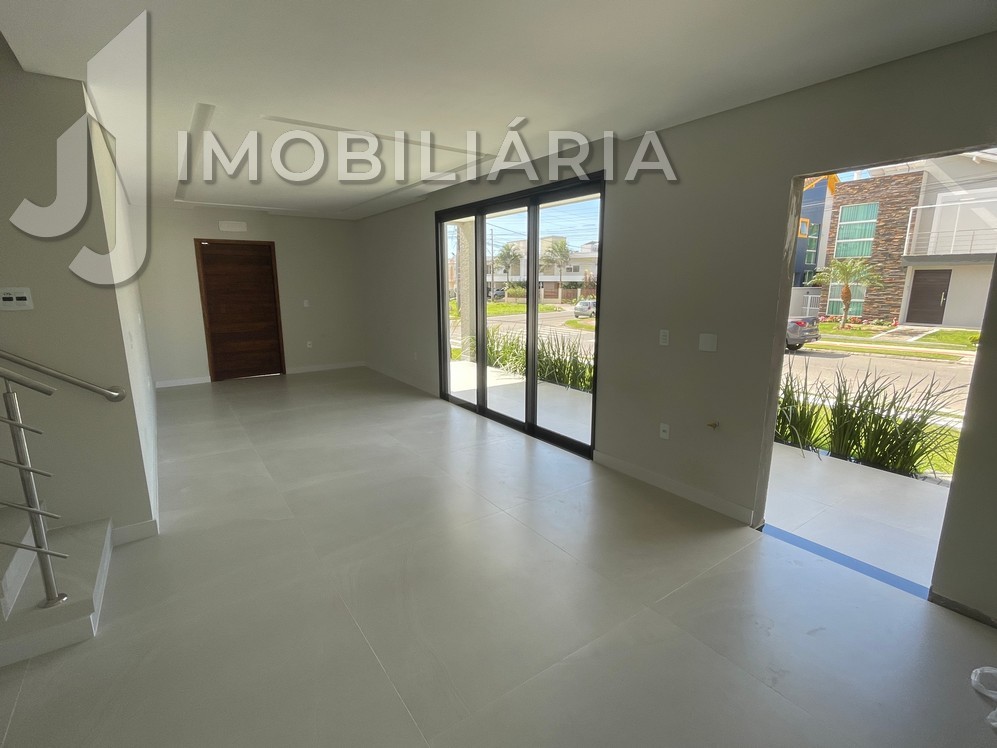 Casa Residencial para venda no Cachoeira do Bom Jesus em Florianopolis com 247,42m² por R$ 1.865.000,00