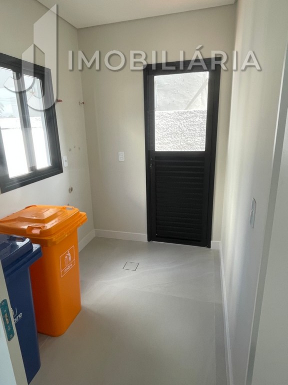 Casa Residencial para venda no Cachoeira do Bom Jesus em Florianopolis com 247,42m² por R$ 1.865.000,00