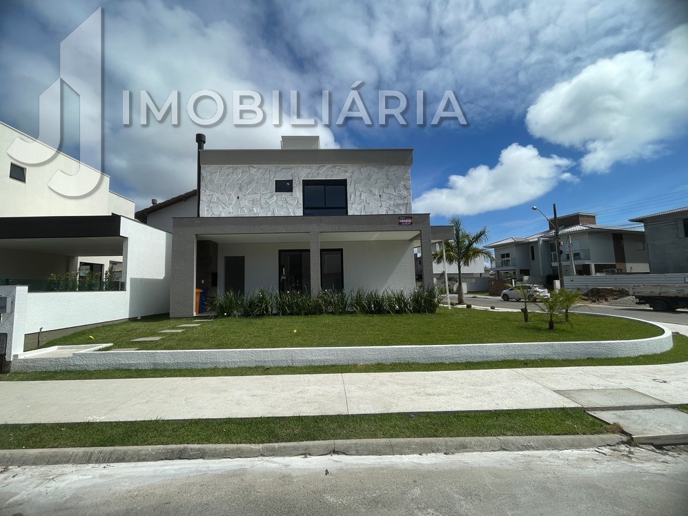 Casa Residencial para venda no Cachoeira do Bom Jesus em Florianopolis com 247,42m² por R$ 1.865.000,00