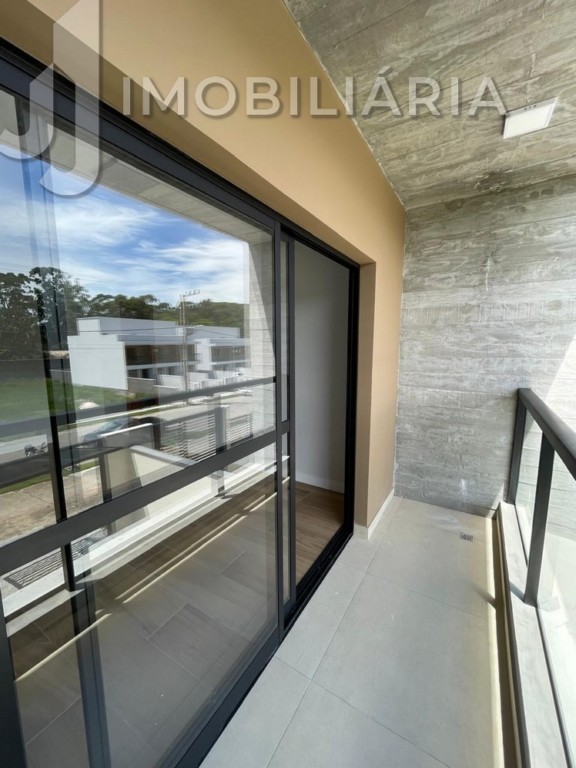 Casa Residencial para venda no Sao Joao do Rio Vermelho em Florianopolis com 176m² por R$ 750.000,00