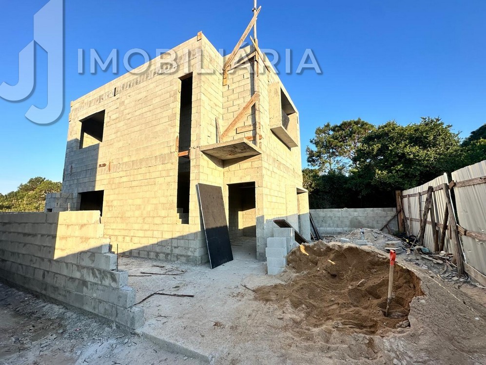 Casa Residencial para venda no Sao Joao do Rio Vermelho em Florianopolis com 160m² por R$ 850.000,00