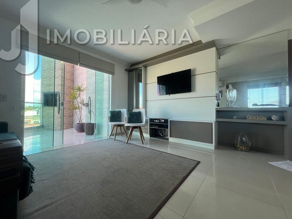 Cobertura para venda no Ingleses do Rio Vermelho em Florianopolis com 252m² por R$ 850.000,00