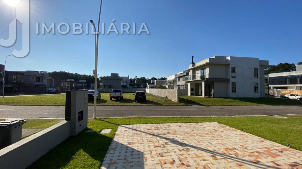 Casa Residencial para venda no Sao Joao do Rio Vermelho em Florianopolis com 420m² por R$ 1.910.000,00