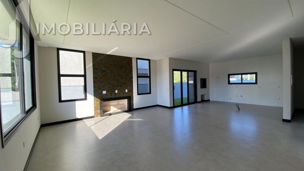 Casa Residencial para venda no Sao Joao do Rio Vermelho em Florianopolis com 420m² por R$ 1.910.000,00