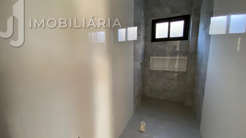 Casa Residencial para venda no Sao Joao do Rio Vermelho em Florianopolis com 420m² por R$ 1.910.000,00
