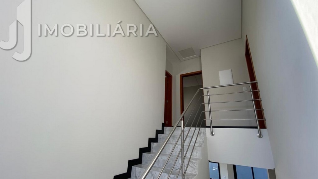 Casa Residencial para venda no Sao Joao do Rio Vermelho em Florianopolis com 420m² por R$ 1.910.000,00