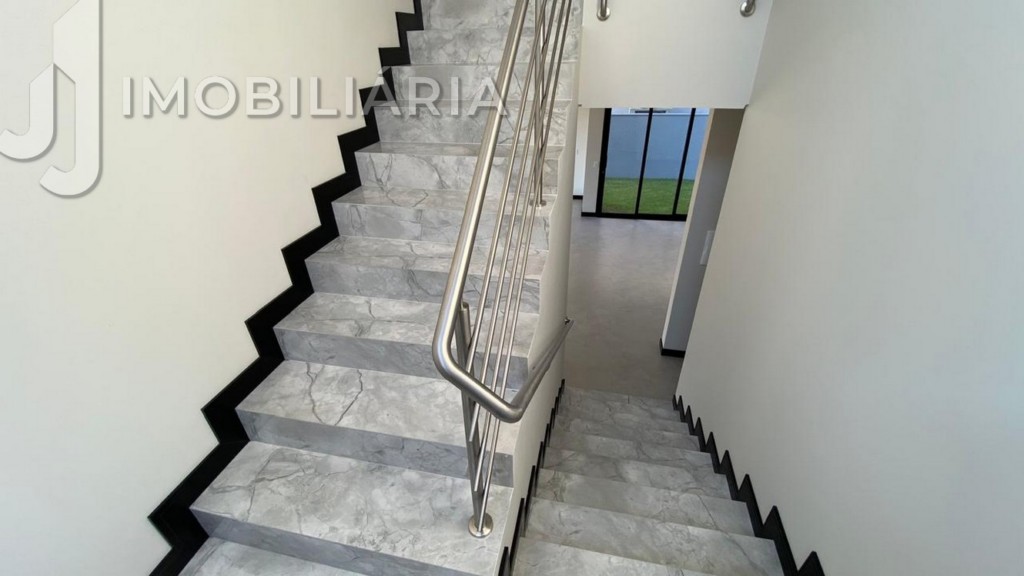 Casa Residencial para venda no Sao Joao do Rio Vermelho em Florianopolis com 420m² por R$ 1.910.000,00