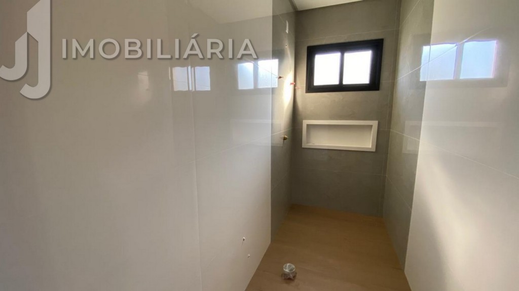 Casa Residencial para venda no Sao Joao do Rio Vermelho em Florianopolis com 420m² por R$ 1.910.000,00
