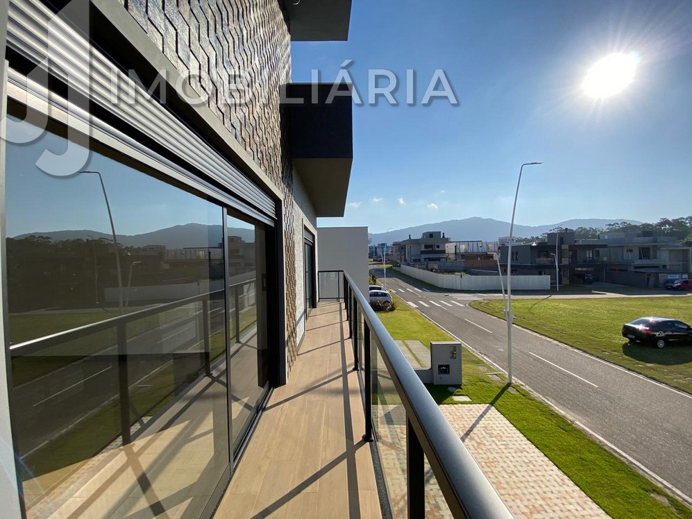 Casa Residencial para venda no Sao Joao do Rio Vermelho em Florianopolis com 420m² por R$ 1.910.000,00
