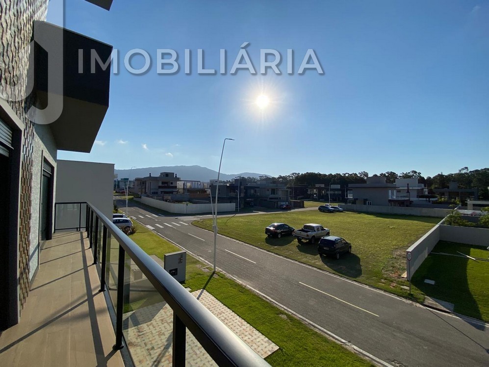 Casa Residencial para venda no Sao Joao do Rio Vermelho em Florianopolis com 420m² por R$ 1.910.000,00