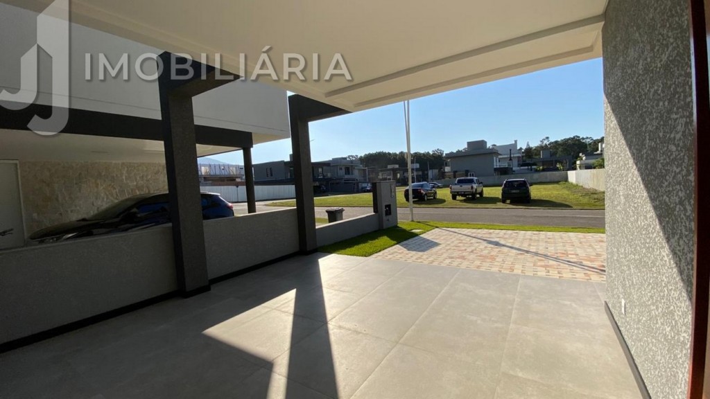 Casa Residencial para venda no Sao Joao do Rio Vermelho em Florianopolis com 420m² por R$ 1.910.000,00