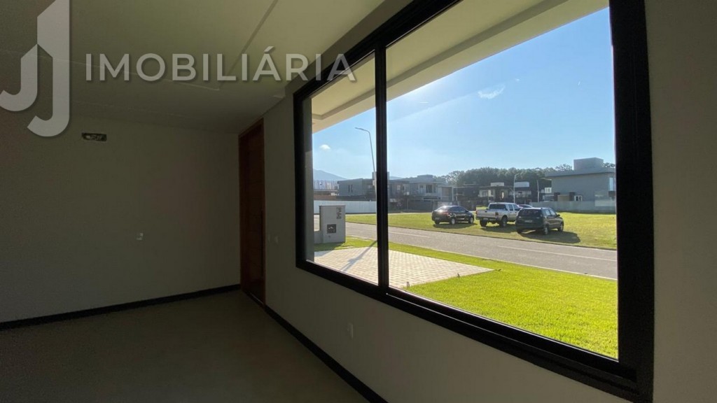 Casa Residencial para venda no Sao Joao do Rio Vermelho em Florianopolis com 420m² por R$ 1.910.000,00
