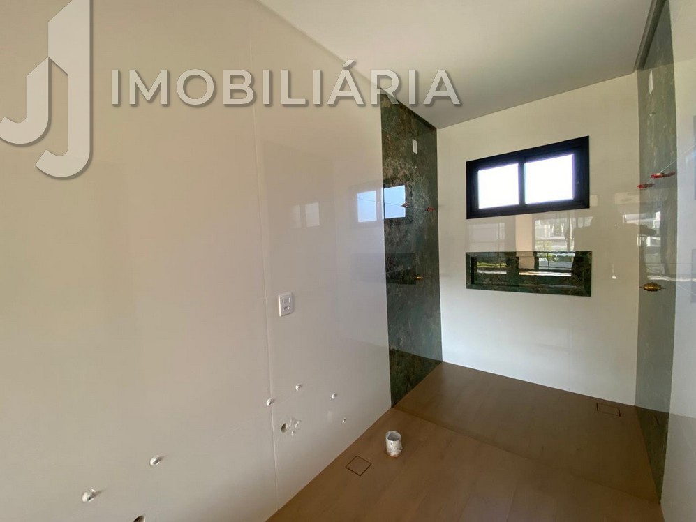 Casa Residencial para venda no Sao Joao do Rio Vermelho em Florianopolis com 420m² por R$ 1.910.000,00