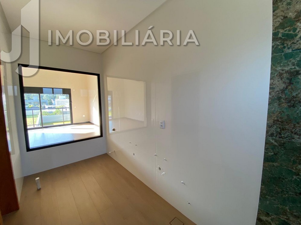 Casa Residencial para venda no Sao Joao do Rio Vermelho em Florianopolis com 420m² por R$ 1.910.000,00