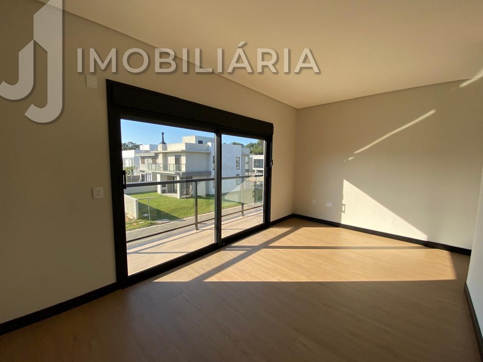 Casa Residencial para venda no Sao Joao do Rio Vermelho em Florianopolis com 420m² por R$ 1.910.000,00