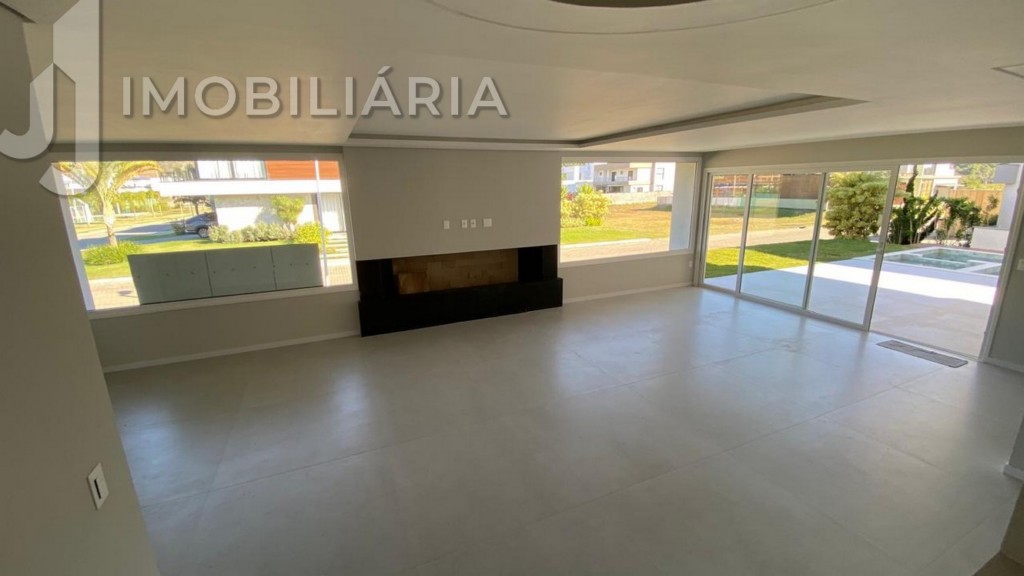 Casa Residencial para venda no Ingleses do Rio Vermelho em Florianopolis com 450m² por R$ 4.469.000,00