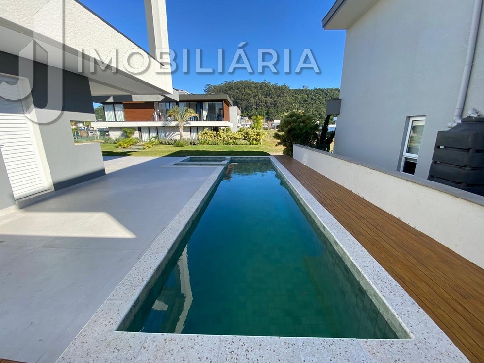 Casa Residencial para venda no Ingleses do Rio Vermelho em Florianopolis com 450m² por R$ 4.469.000,00