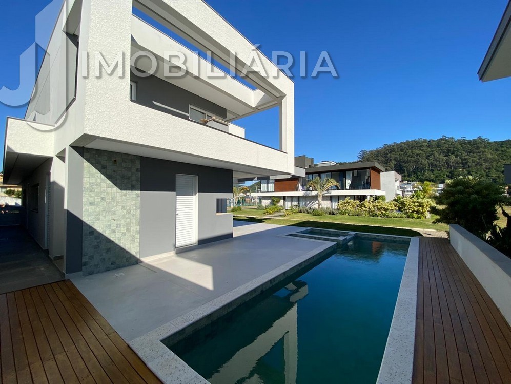 Casa Residencial para venda no Ingleses do Rio Vermelho em Florianopolis com 450m² por R$ 4.469.000,00