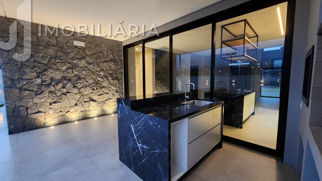 Casa Residencial para venda no Sao Joao do Rio Vermelho em Florianopolis com 423m² por R$ 2.600.000,00