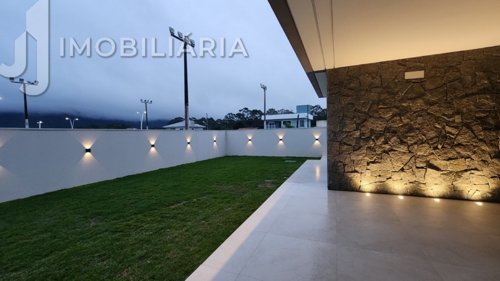 Casa Residencial para venda no Sao Joao do Rio Vermelho em Florianopolis com 423m² por R$ 2.600.000,00