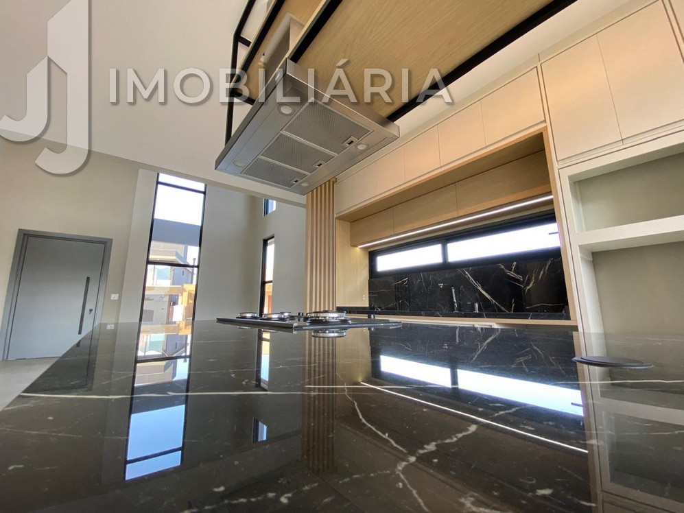 Casa Residencial para venda no Sao Joao do Rio Vermelho em Florianopolis com 423m² por R$ 2.600.000,00