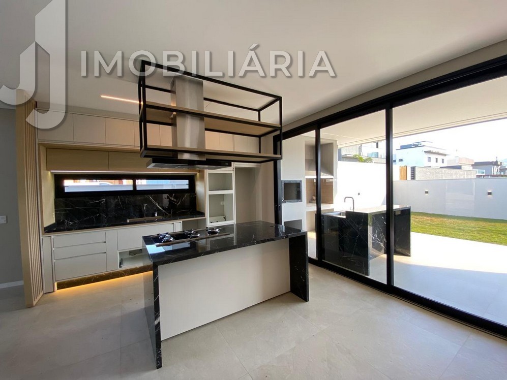 Casa Residencial para venda no Sao Joao do Rio Vermelho em Florianopolis com 423m² por R$ 2.600.000,00