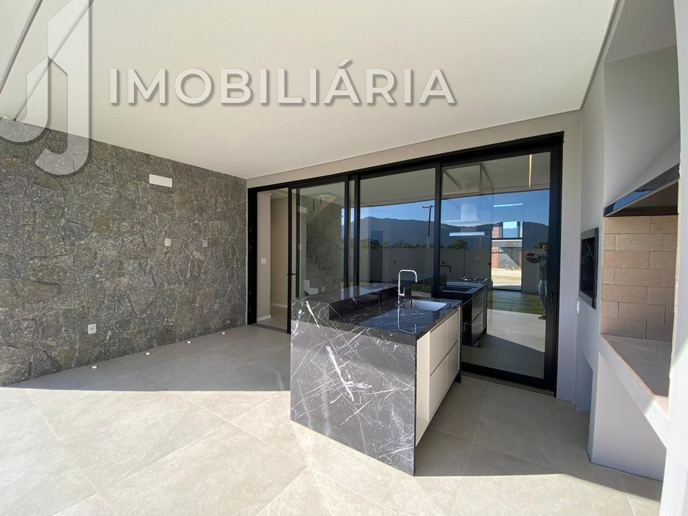 Casa Residencial para venda no Sao Joao do Rio Vermelho em Florianopolis com 423m² por R$ 2.600.000,00