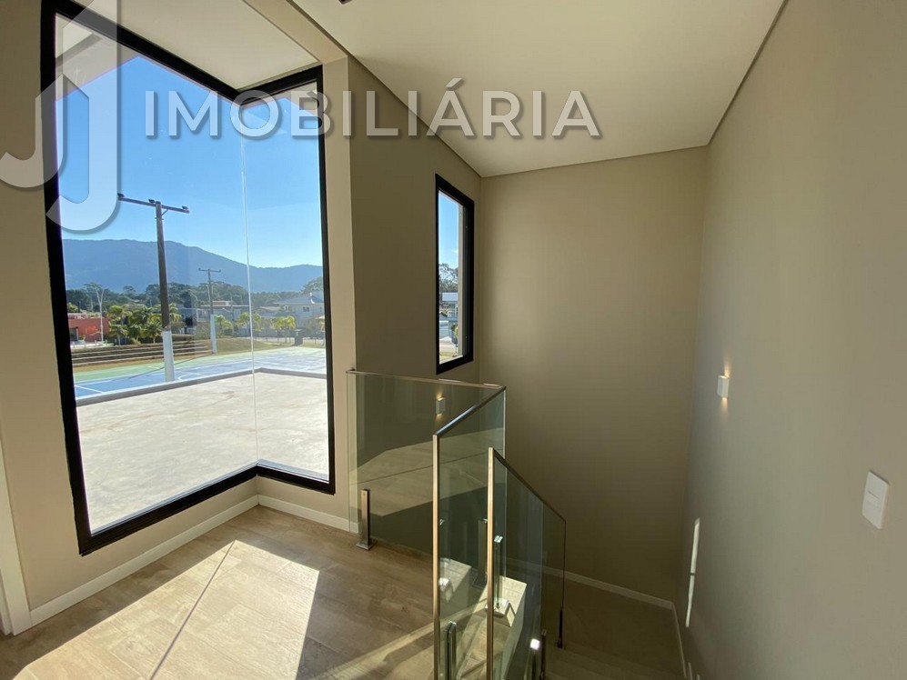 Casa Residencial para venda no Sao Joao do Rio Vermelho em Florianopolis com 423m² por R$ 2.600.000,00
