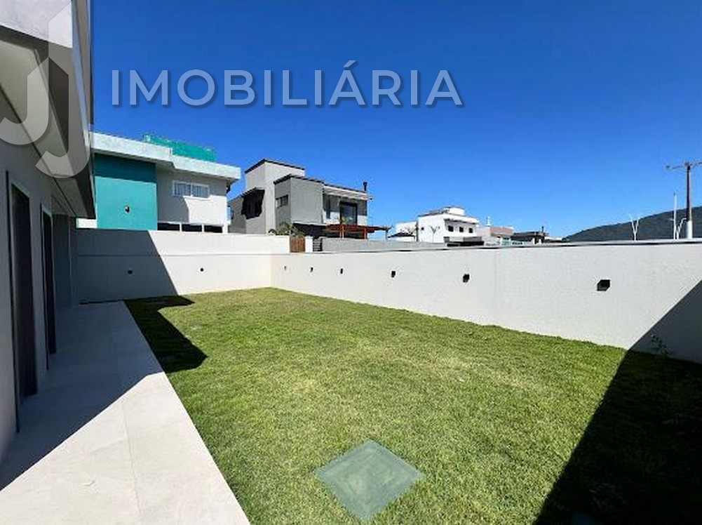 Casa Residencial para venda no Sao Joao do Rio Vermelho em Florianopolis com 423m² por R$ 2.490.000,00