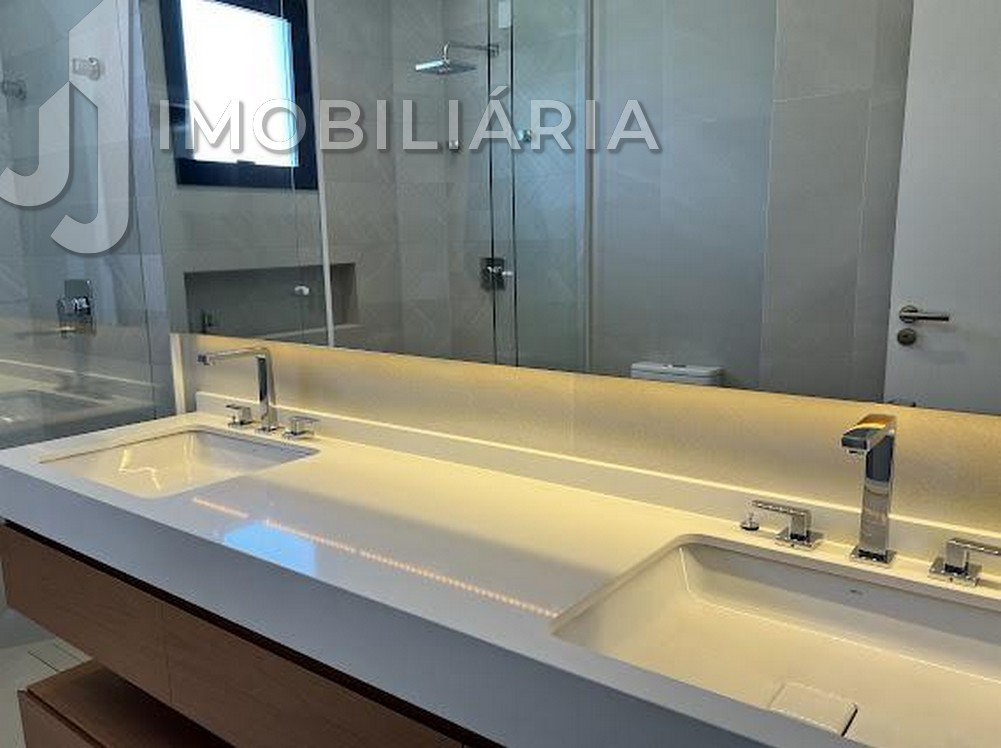 Casa Residencial para venda no Sao Joao do Rio Vermelho em Florianopolis com 423m² por R$ 2.490.000,00