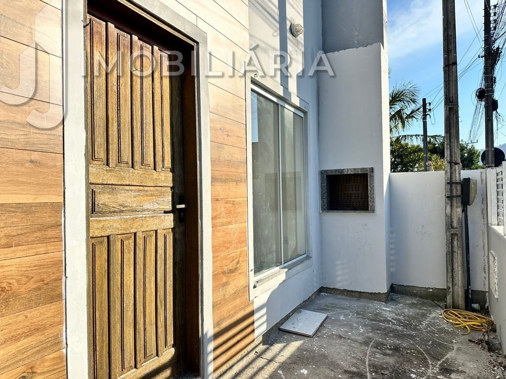 Casa Residencial para venda no Sao Joao do Rio Vermelho em Florianopolis com 430m² por R$ 580.000,00