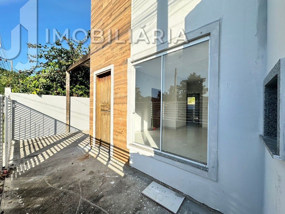 Casa Residencial para venda no Sao Joao do Rio Vermelho em Florianopolis com 430m² por R$ 580.000,00