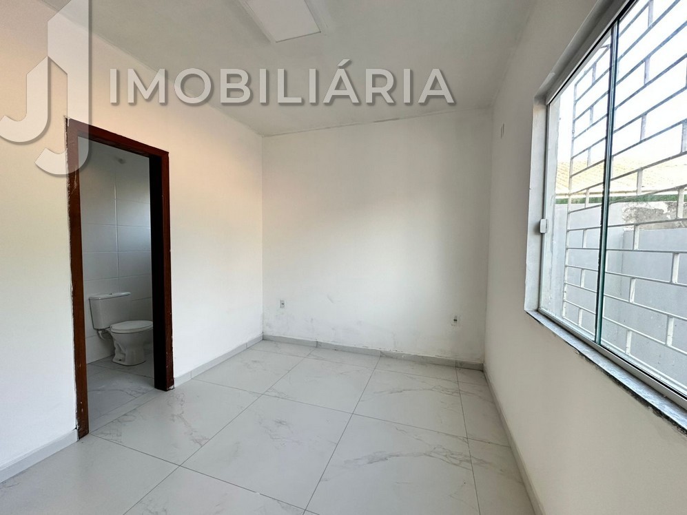 Casa Residencial para venda no Sao Joao do Rio Vermelho em Florianopolis com 430m² por R$ 580.000,00