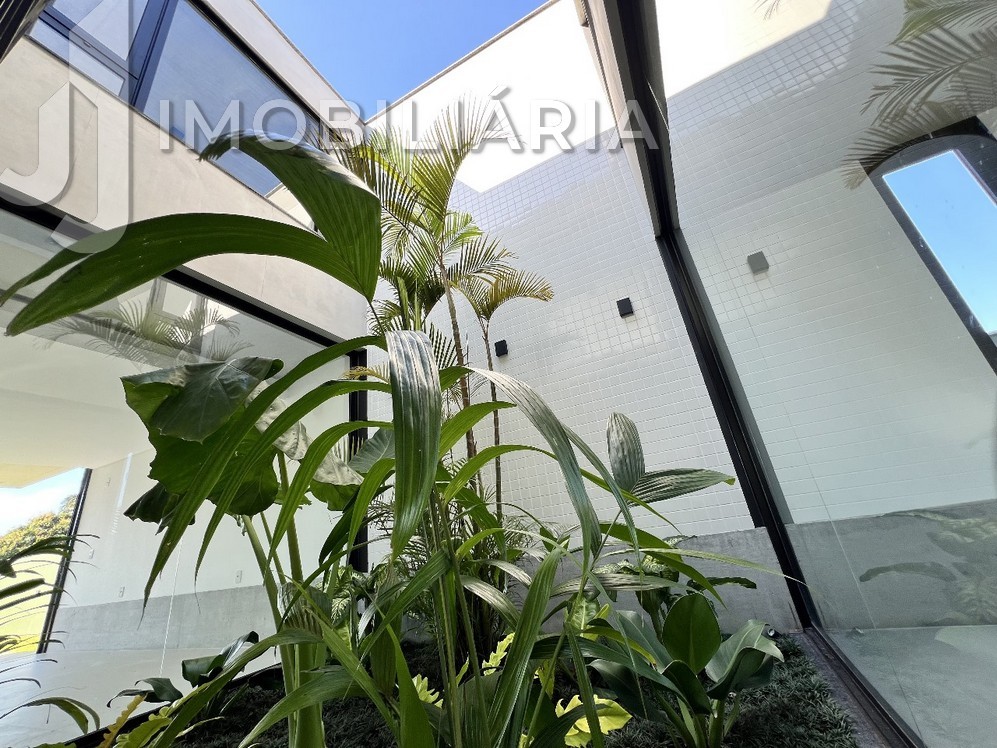 Casa Residencial para venda no Ingleses do Rio Vermelho em Florianopolis com 250m² por R$ 1.950.000,00