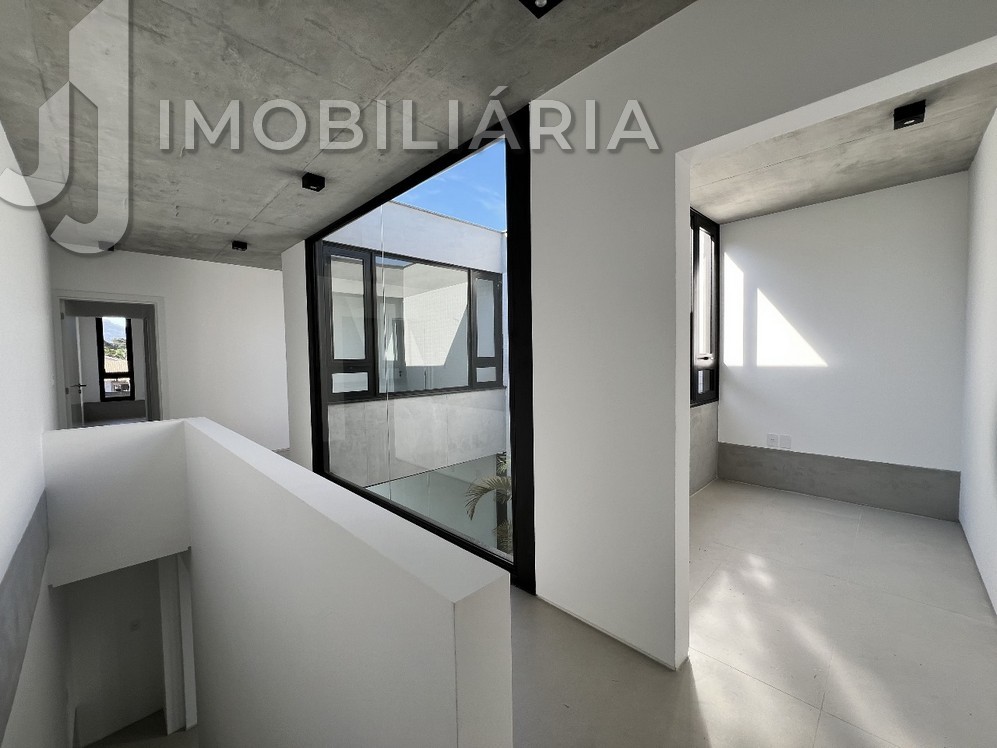 Casa Residencial para venda no Ingleses do Rio Vermelho em Florianopolis com 250m² por R$ 1.950.000,00