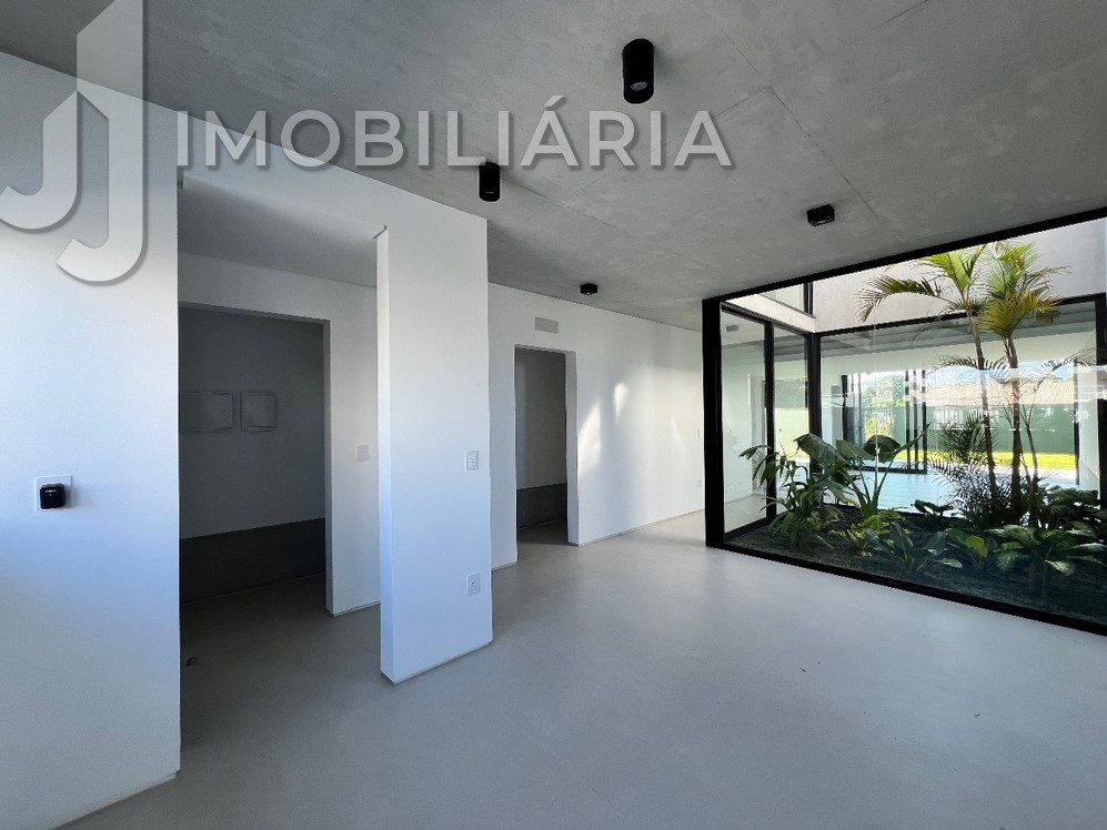 Casa Residencial para venda no Ingleses do Rio Vermelho em Florianopolis com 250m² por R$ 1.950.000,00