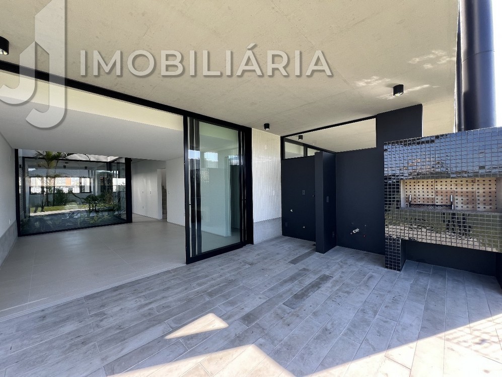 Casa Residencial para venda no Ingleses do Rio Vermelho em Florianopolis com 250m² por R$ 1.950.000,00