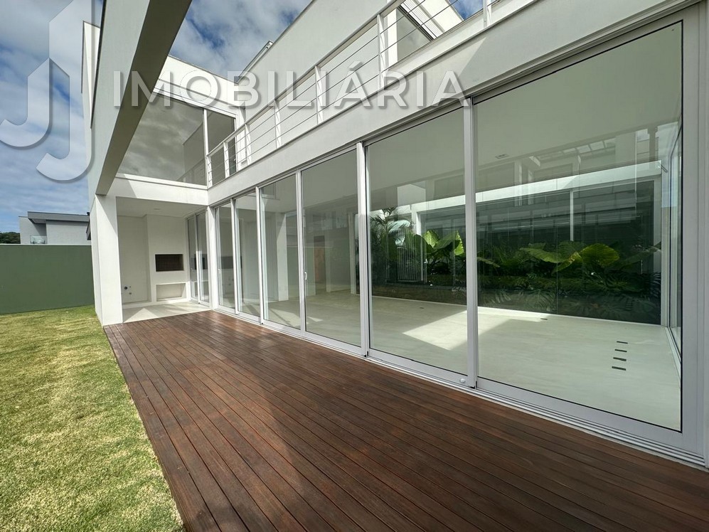 Casa Residencial para venda no Sao Joao do Rio Vermelho em Florianopolis com 513m² por R$ 3.100.000,00