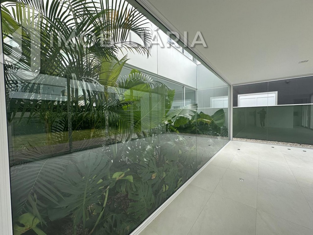 Casa Residencial para venda no Sao Joao do Rio Vermelho em Florianopolis com 513m² por R$ 3.100.000,00