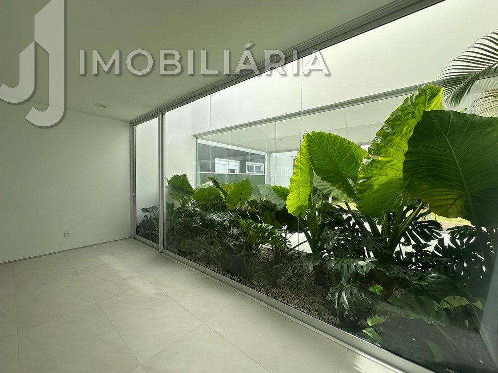 Casa Residencial para venda no Sao Joao do Rio Vermelho em Florianopolis com 513m² por R$ 3.100.000,00
