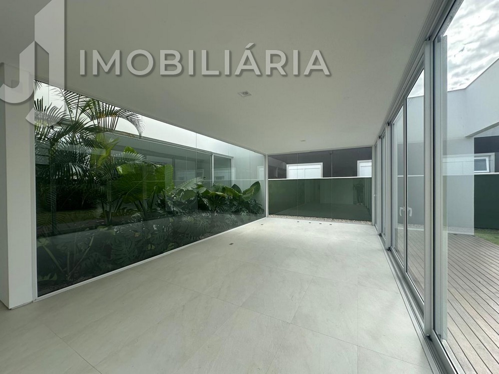 Casa Residencial para venda no Sao Joao do Rio Vermelho em Florianopolis com 513m² por R$ 3.100.000,00
