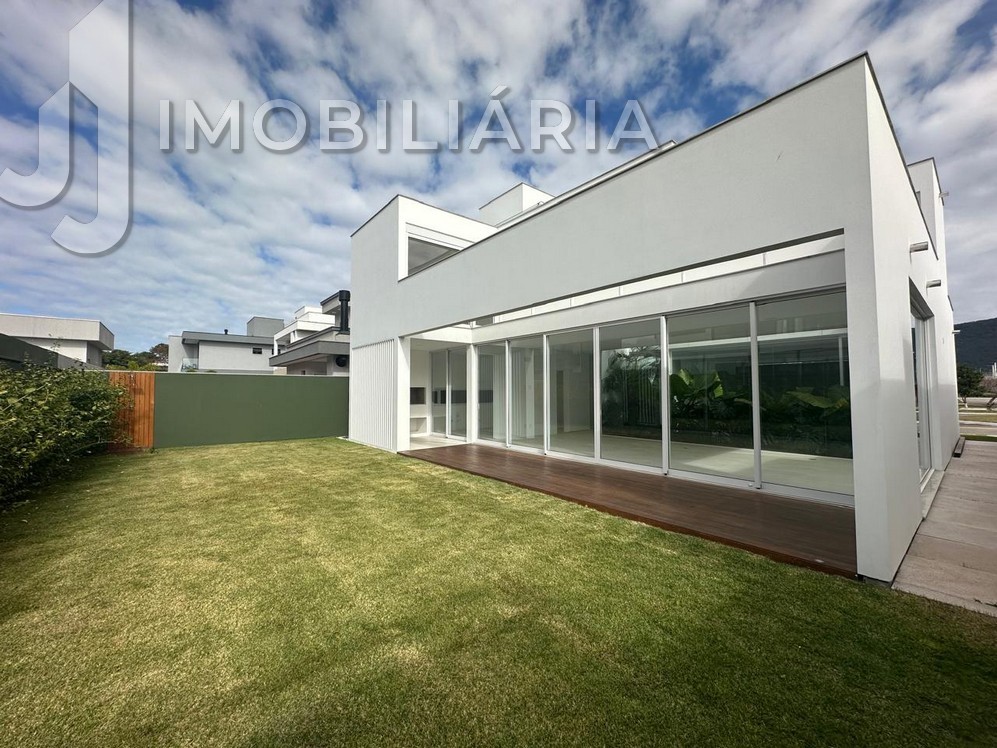 Casa Residencial para venda no Sao Joao do Rio Vermelho em Florianopolis com 513m² por R$ 3.100.000,00