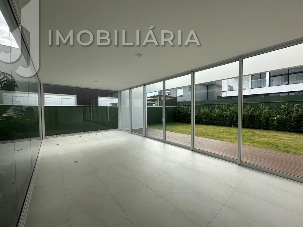 Casa Residencial para venda no Sao Joao do Rio Vermelho em Florianopolis com 513m² por R$ 3.100.000,00