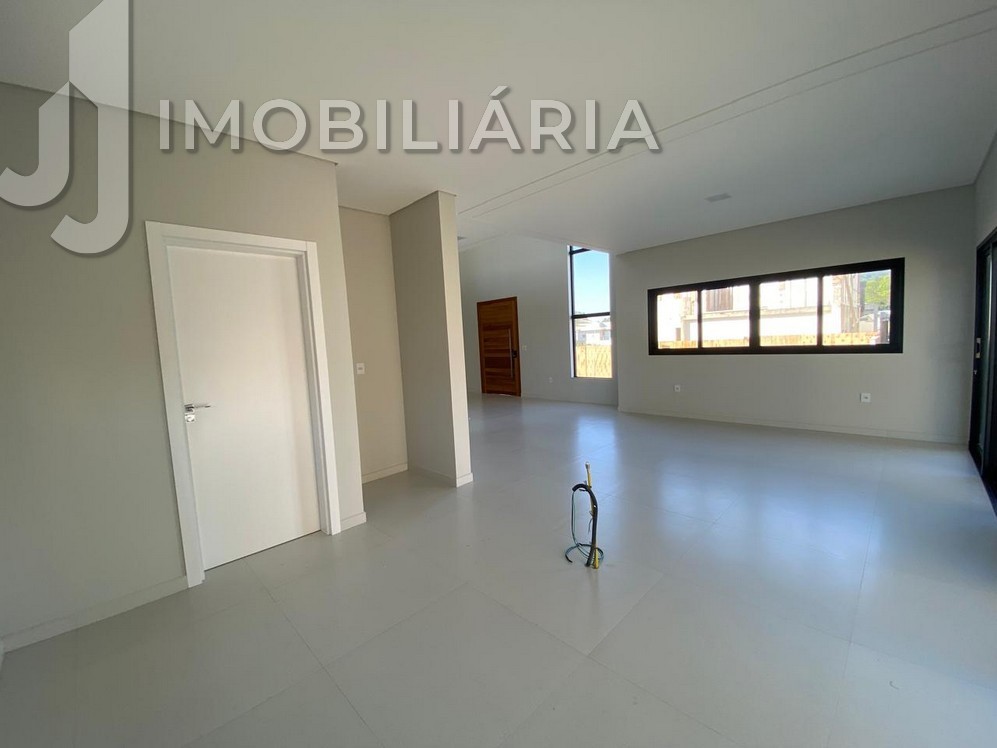 Casa Residencial para venda no Sao Joao do Rio Vermelho em Florianopolis com 420m² por R$ 1.750.000,00