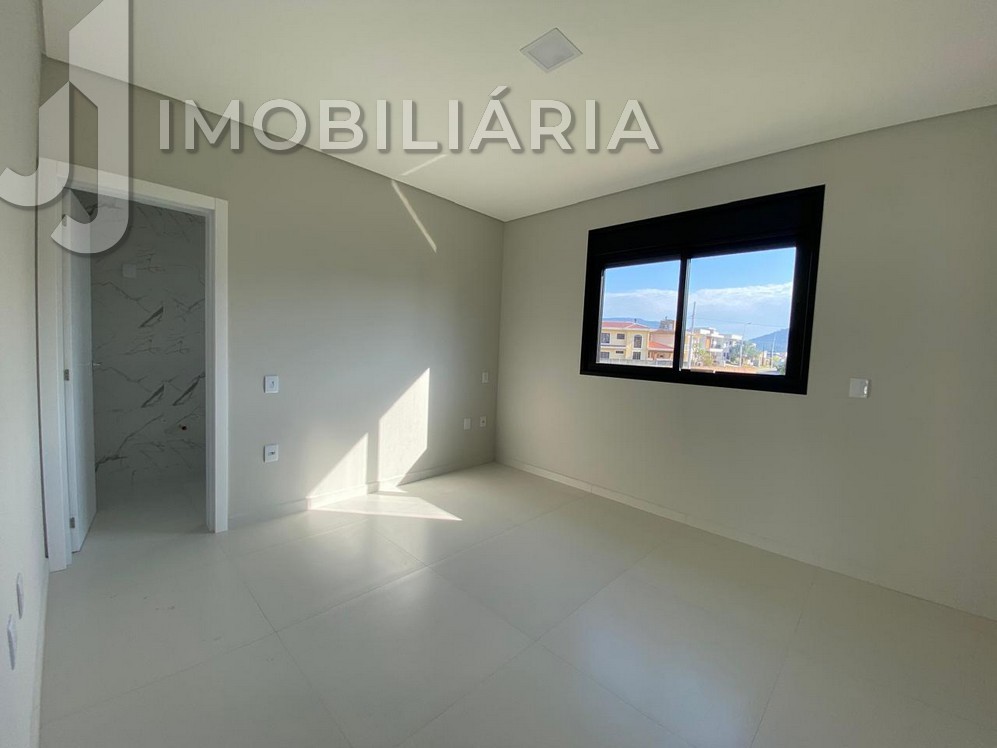 Casa Residencial para venda no Sao Joao do Rio Vermelho em Florianopolis com 420m² por R$ 1.750.000,00
